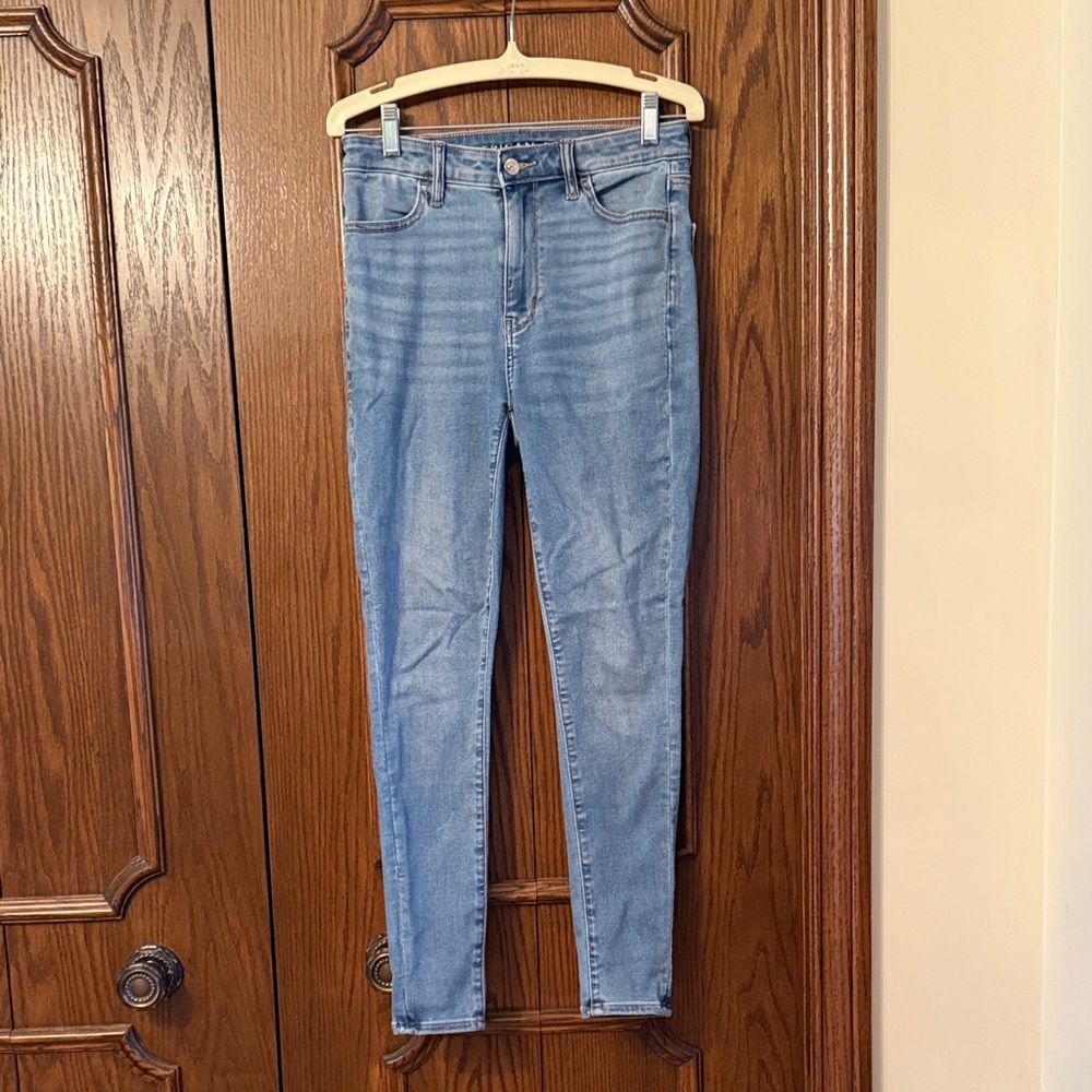America Eagle Super High Rise Jegging Sz 2 Short